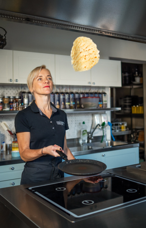 Eesti koolitusturg on küllastunud. DISC-analüüsid, meeskondade arenguprogrammid, isiksuse kasvu koolitused, motivatsioonipäevad – kõik need on olemas ja profess