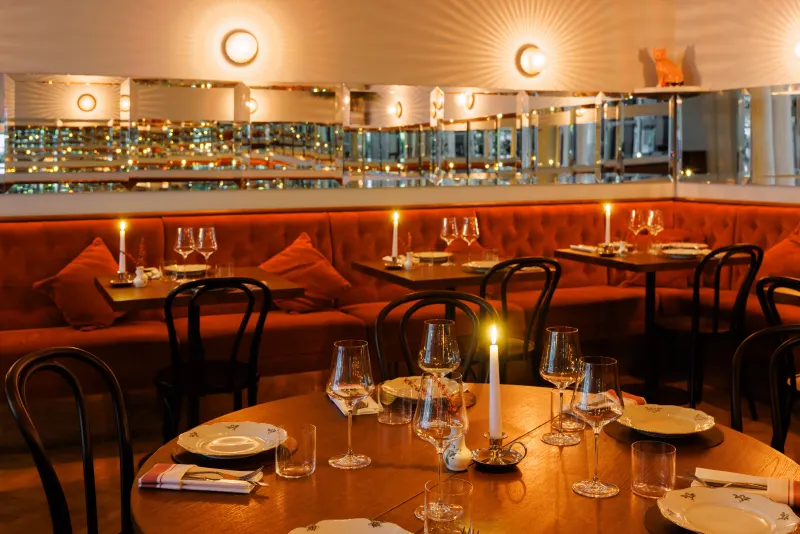 Hiljuti saime külalisjuhtidena teha midagi väga põnevat! Mystery shopping'ut ühes Tallinna tuntud ja enimhinnatud restoranis Lee Brasserie.